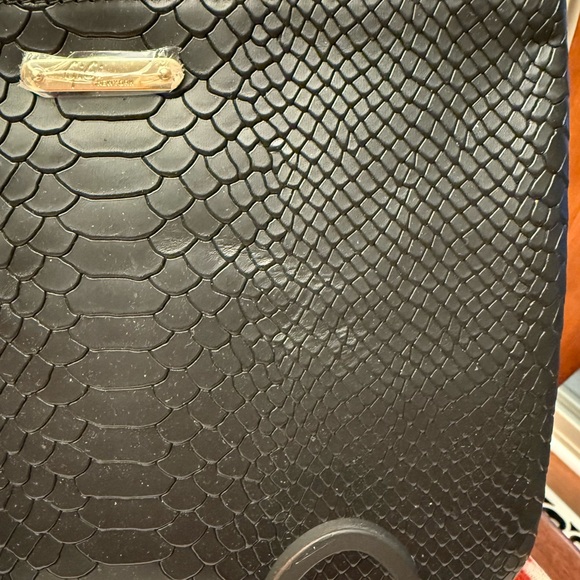 GiGi New York Black Women's All In One Clutch, New Without Tags - Picture 6 of 11